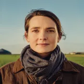 Portrait d'une agricultrice.