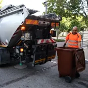 Camion de récolte et tri des déchets