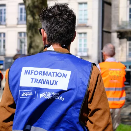Visite quai de la Fosse avec Nantes Métropole