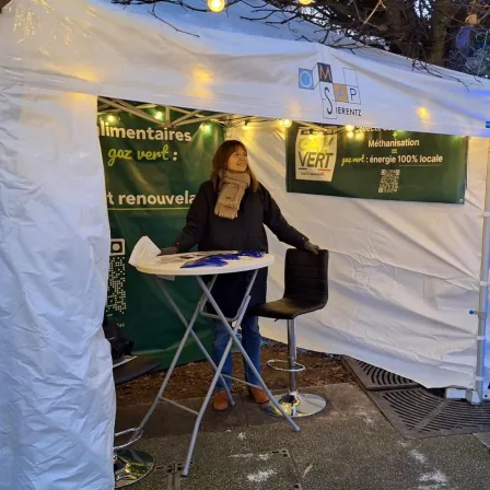 Stand GRDF et TEA avec présence Amélie Lombard